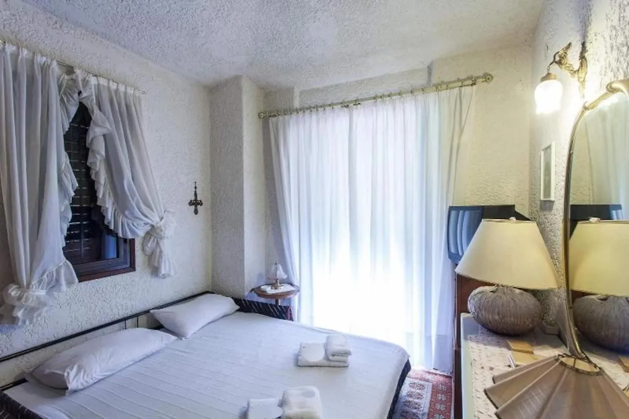 Beachfront Villa 100M From Sea For Up To 10 Guests Siviri